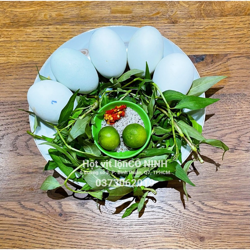 Hột vịt lộn (sống) - Hàng loại 1 - Cô Ninh / Quận 7 - Giao siêu tốc