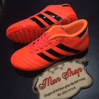 Giày đá bóng trẻ em ba sọc (màu cam)