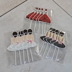 Set cắm 5 cô gái quay lưng trang trí bánh sinh nhật