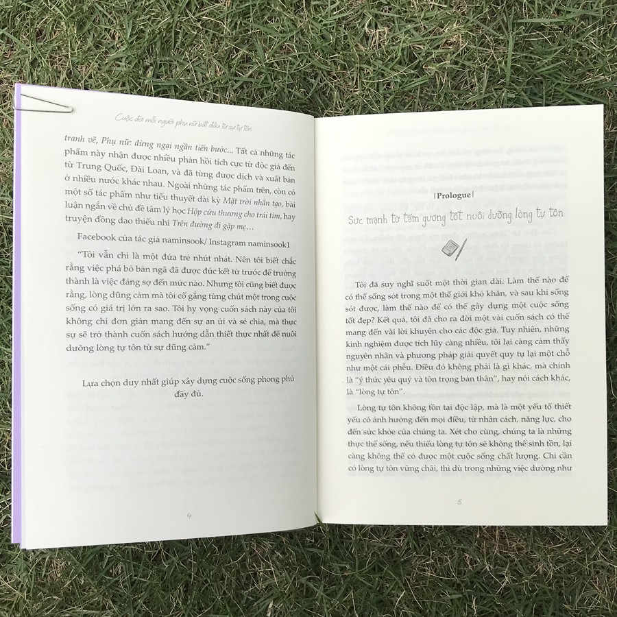 Sách - Cuộc Đời Mỗi Người Phụ Nữ Bắt Đầu Từ Sự Tự Tôn (Kèm Bookmark) | BigBuy360 - bigbuy360.vn