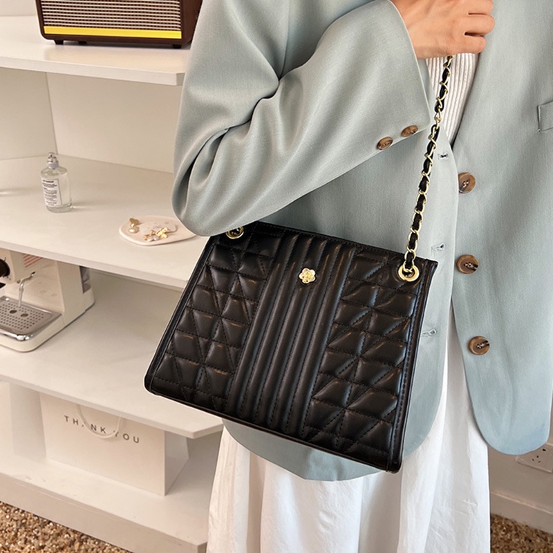 Túi Đeo Vai Phối Dây Xích Thời Trang Dễ Phối Đồ Cho Bạn Gái