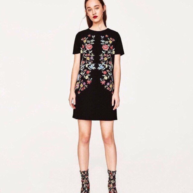 Đầm Zara