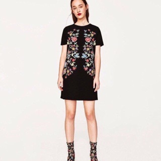Đầm Zara