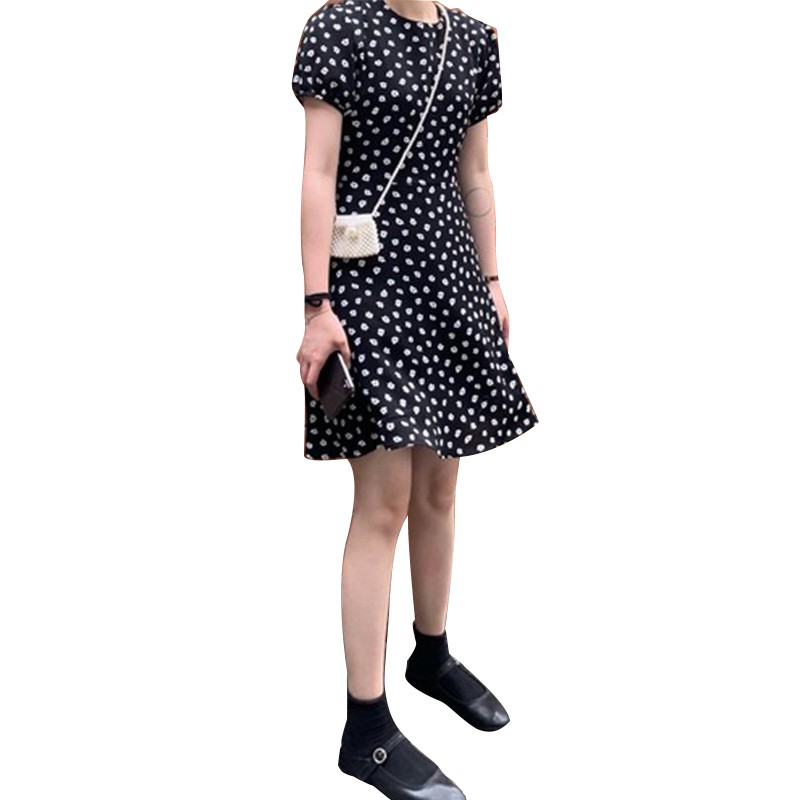 Đầm xòe vải voan tay ngắn thiết kế nhấn eo phối họa tiết hoa cúc xinh xắn dành cho nữ | BigBuy360 - bigbuy360.vn