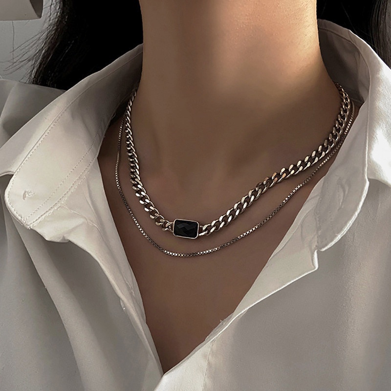 Vòng cổ hai lớp đính đá đen thời trang cho nữ