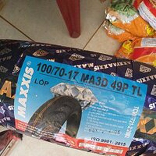 Vỏ Maxxis 100/70-17 3D ( hình chụp trực tiếp )