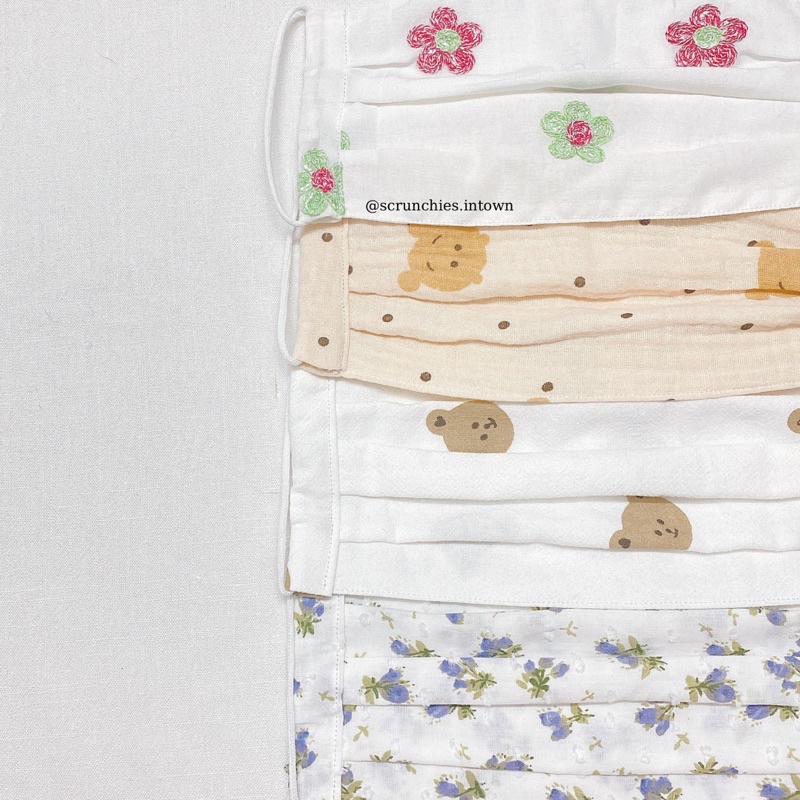 Khẩu trang vải thêu 2 lớp chống bụi 🌷 | scrunchies.intown | BigBuy360 - bigbuy360.vn