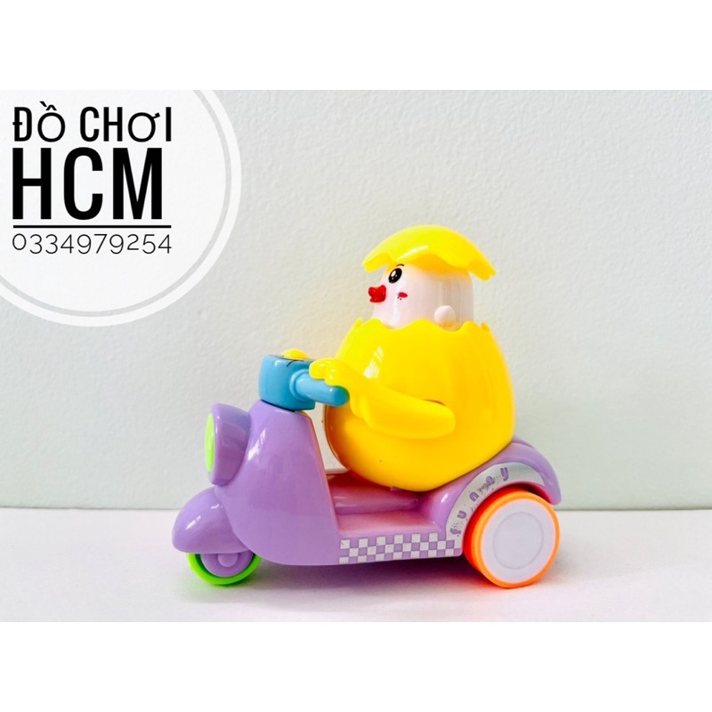 [NHẤN LÀ CHẠY RẤT HOT] Đồ chơi trứng gà chạy xe vespa cót nhấn rất dễ thương dành cho bé thích khám phá mô hình xe