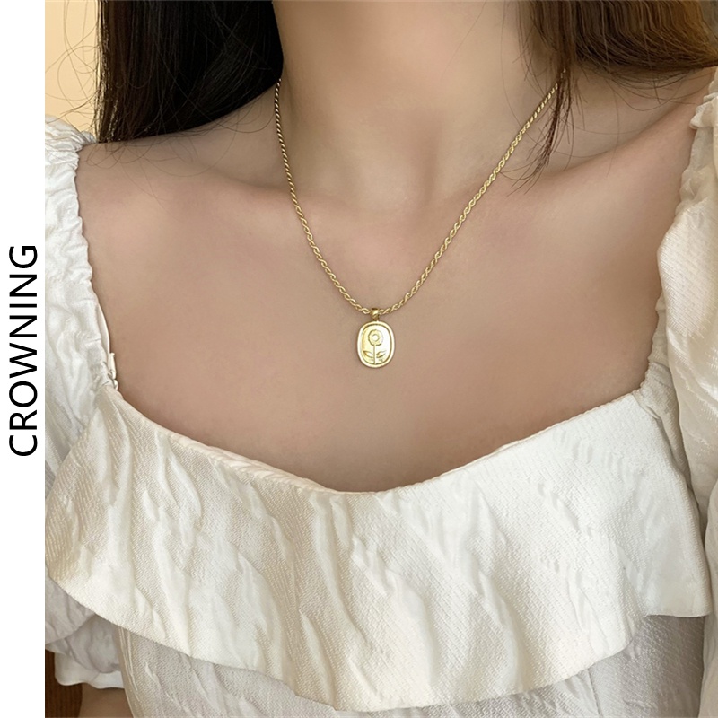 Dây Chuyền Mặt Hình Hoa Hướng Dương Phong Cách Pháp Thời Trang Mới 2022 Cho Nữ F671