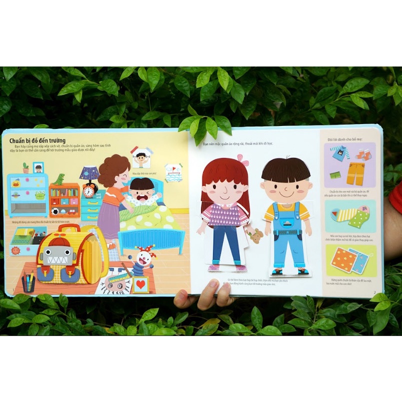 Sách-Bách khoa kỹ năng sống đa tương tác - Những hoạt động ở trường mẫu giáo giúp con vui vẻ đến lớp