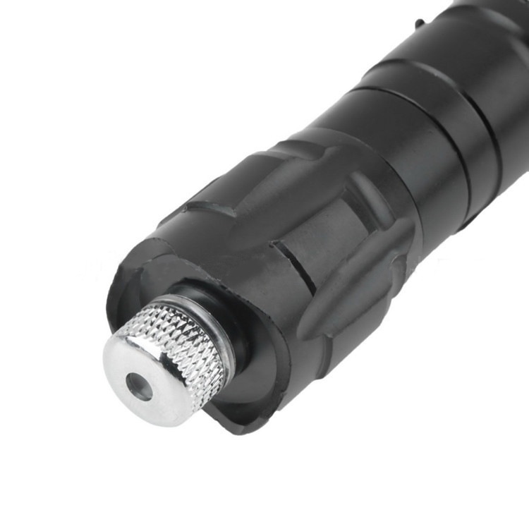 Đèn Pin Laser009 Có Giá Đỡ Bút Và Công Tắc Màu Xanh Lá