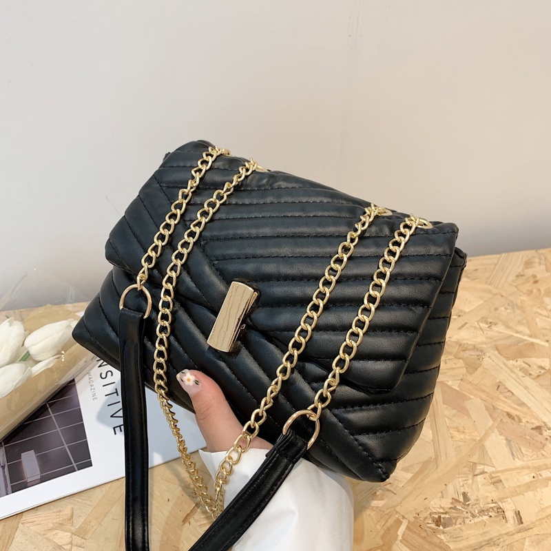 Túi đeo chéo JASMIN NOIR 22BL06022 nắp lật họa tiết kẻ sọc thời trang cho nữ