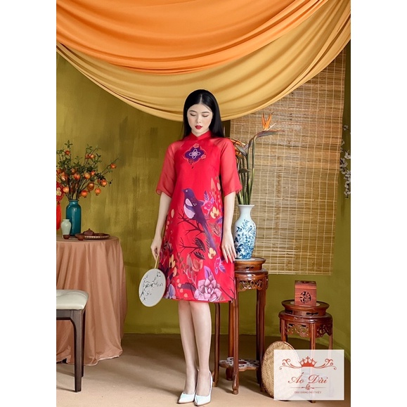 Áo dài cách tân tết Như Ý đỏ tơ 4 tà trơn 4 tà có 2 dáng áo ài và váy cực xinh diện Tết, mẫu mới tết 2022