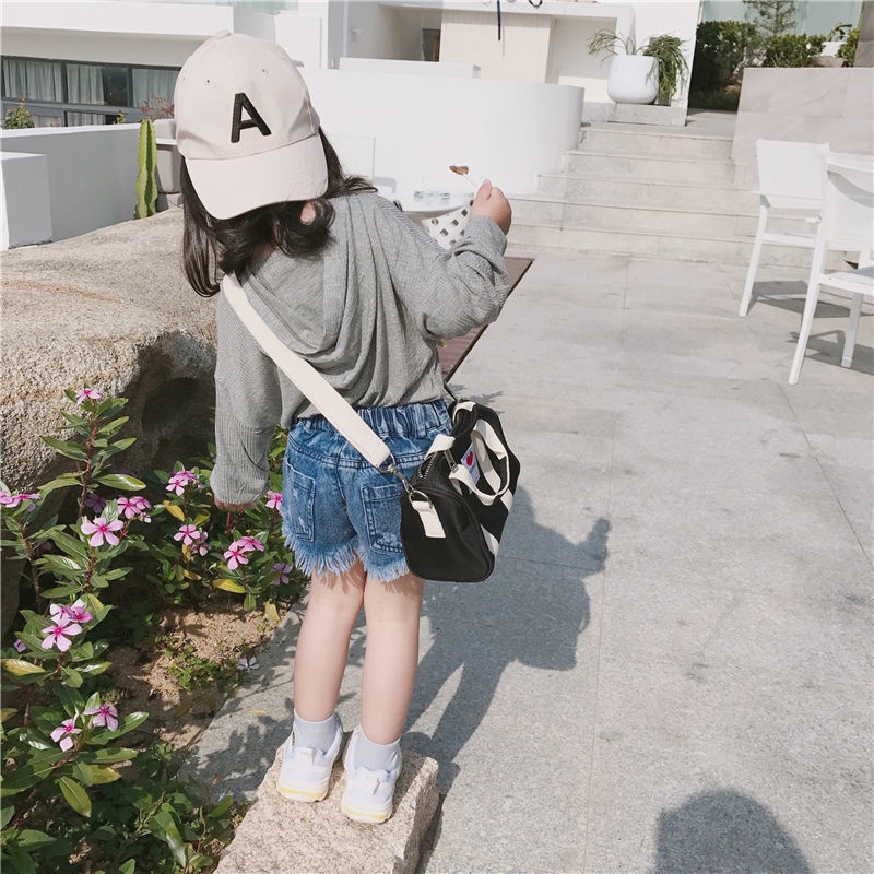 Set Áo Thun Trễ Vai Ngắn Tay + Quần Short Denim Thời Trang Hè Mới Cho Bé Gái