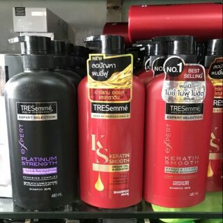 Dầu gội xả của Thái Lan siêu mềm mượt làm cho tóc khô xơ chẻ ngọn trở lên đẹp hơn sau mỗi lần gội đây ạ