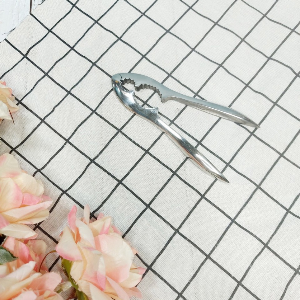 Dụng cụ kẹp càng cua, bóp càng cua, các loại hạt inox cao cấp