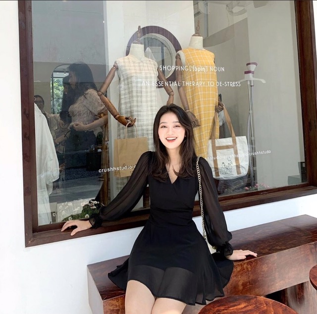 TILA DRESS đầm xoè tay dài cổ V 4 màu