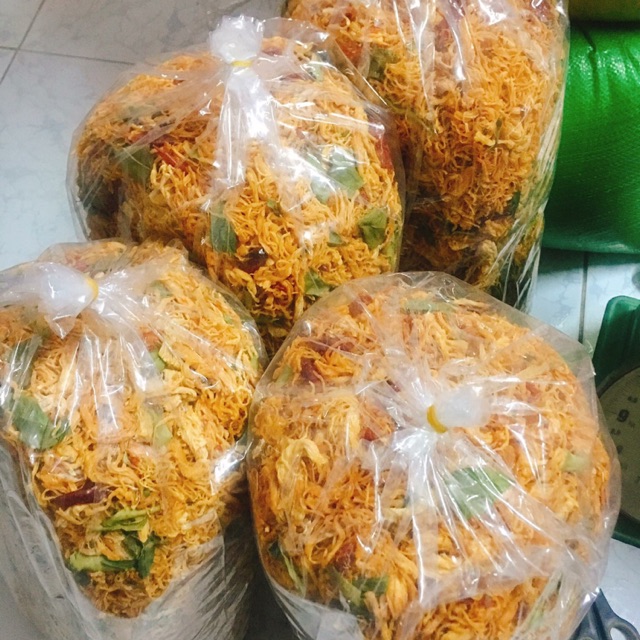 Khô gà lá chanh