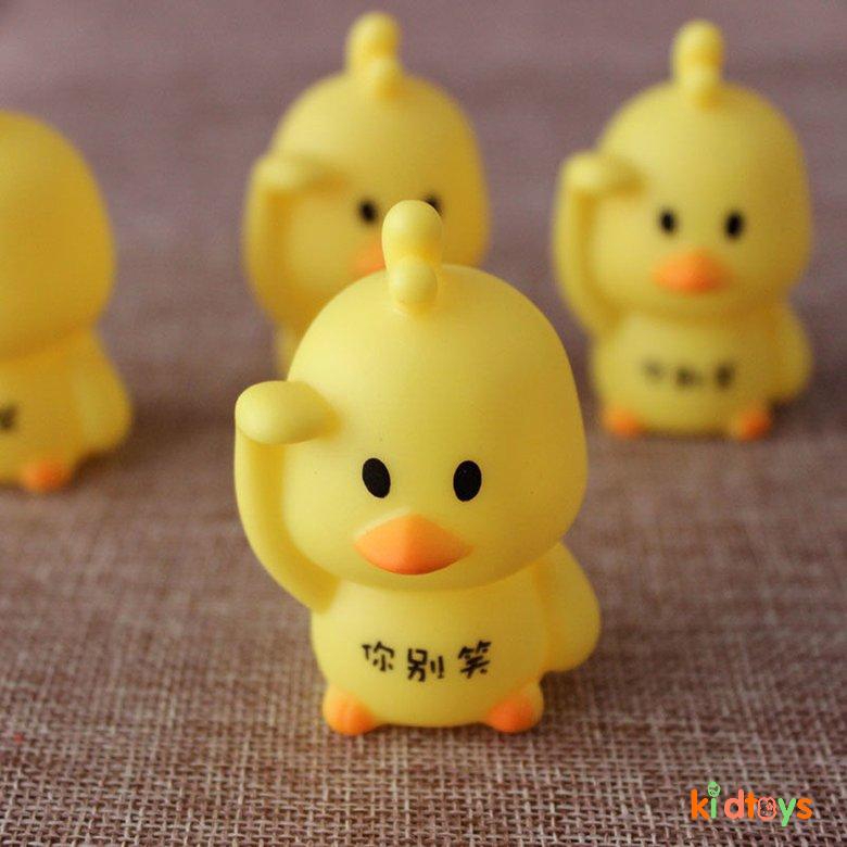 Vịt Cao Su Có Thể Phát Ra Tiếng Kêu Vui Nhộn Dành Cho Bé