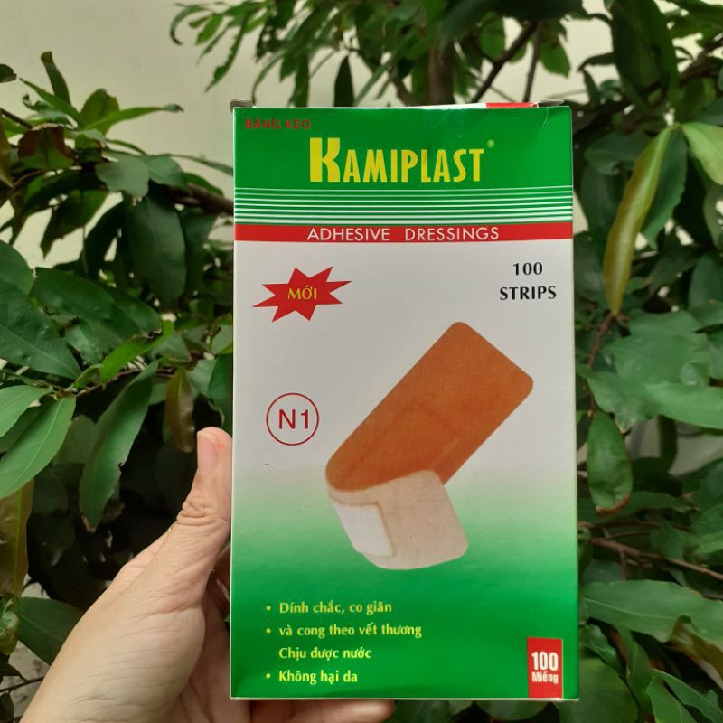 Hộp 100 miếng Băng cá nhân Kamiplast