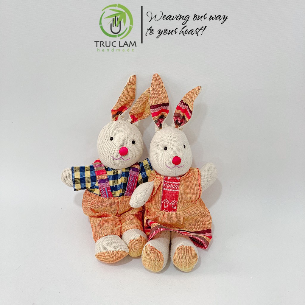 Combo Đôi Bạn Thỏ Nhồi Bông Mặc Trang Phục Vải Dệt Tay Thổ Cẩm Thái Mai Châu Size Nhỏ – Trúc Lâm Handmade