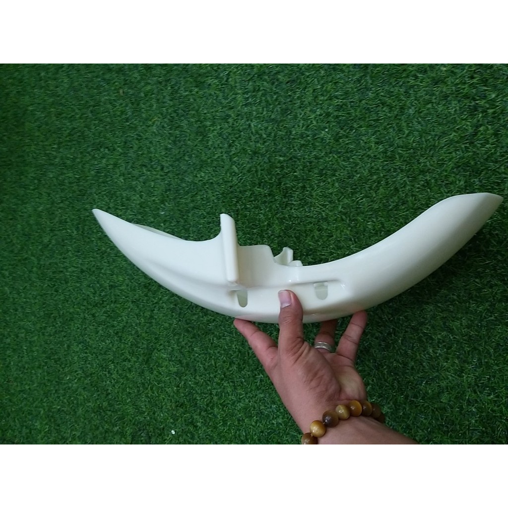 Dè trước  Honda CB400 vtec 3 / Revo Phôi màu trắng chưa sơn