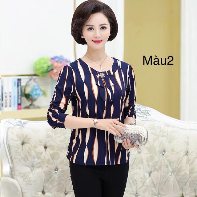 Áo thun dài tay trung niên