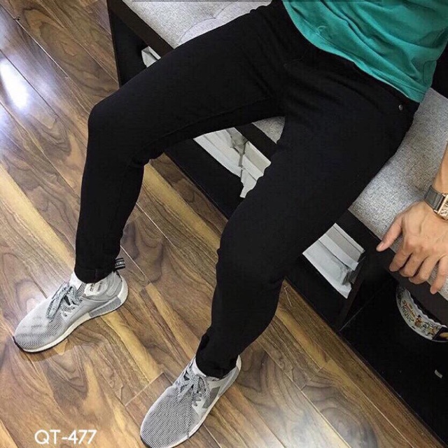 Quần bò đen ống côn