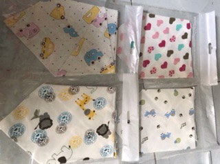 Yếm xô có cúc bấm