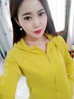 Áo khoác nữ chống nắng.