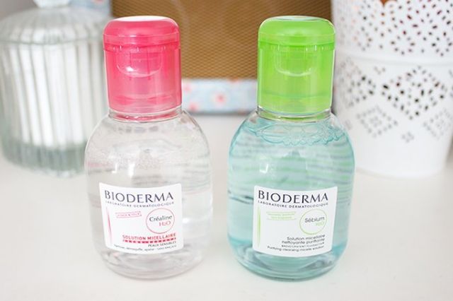 Tẩy trang Bioderma xanh 100ml (dành cho da dầu)