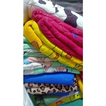 Chăn Hè Trần Bông Mỏng Cotton poly Mềm Mát 1m8x2m