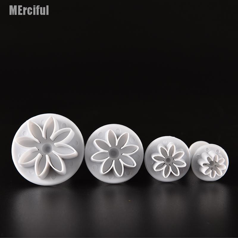 Set 4 Khuôn Cắt Tạo Hình Hoa Cúc Trang Trí Bánh