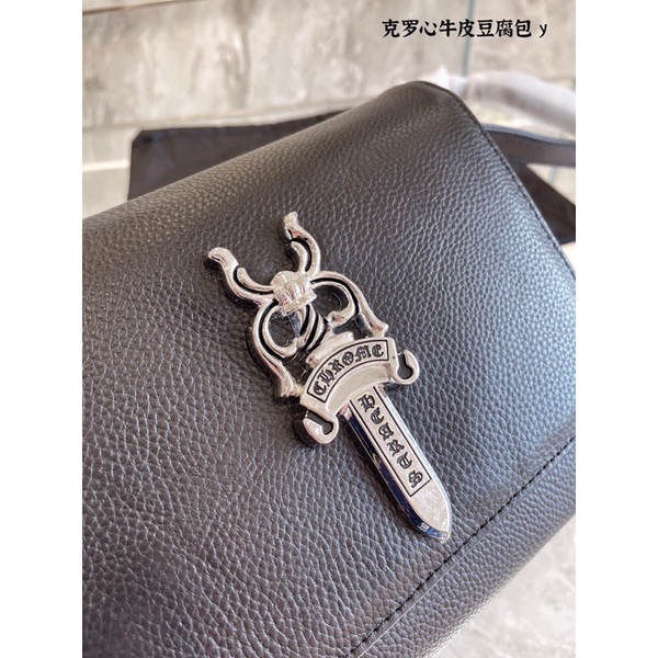 Túi đeo chéo nữ Chrome Hearts da thật cao cấp