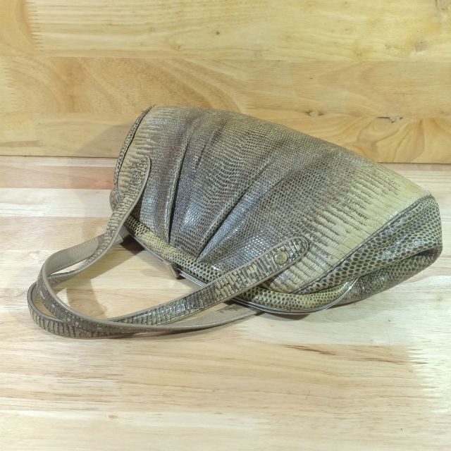 Túi xách đi tiệc da thật secondhand  180612