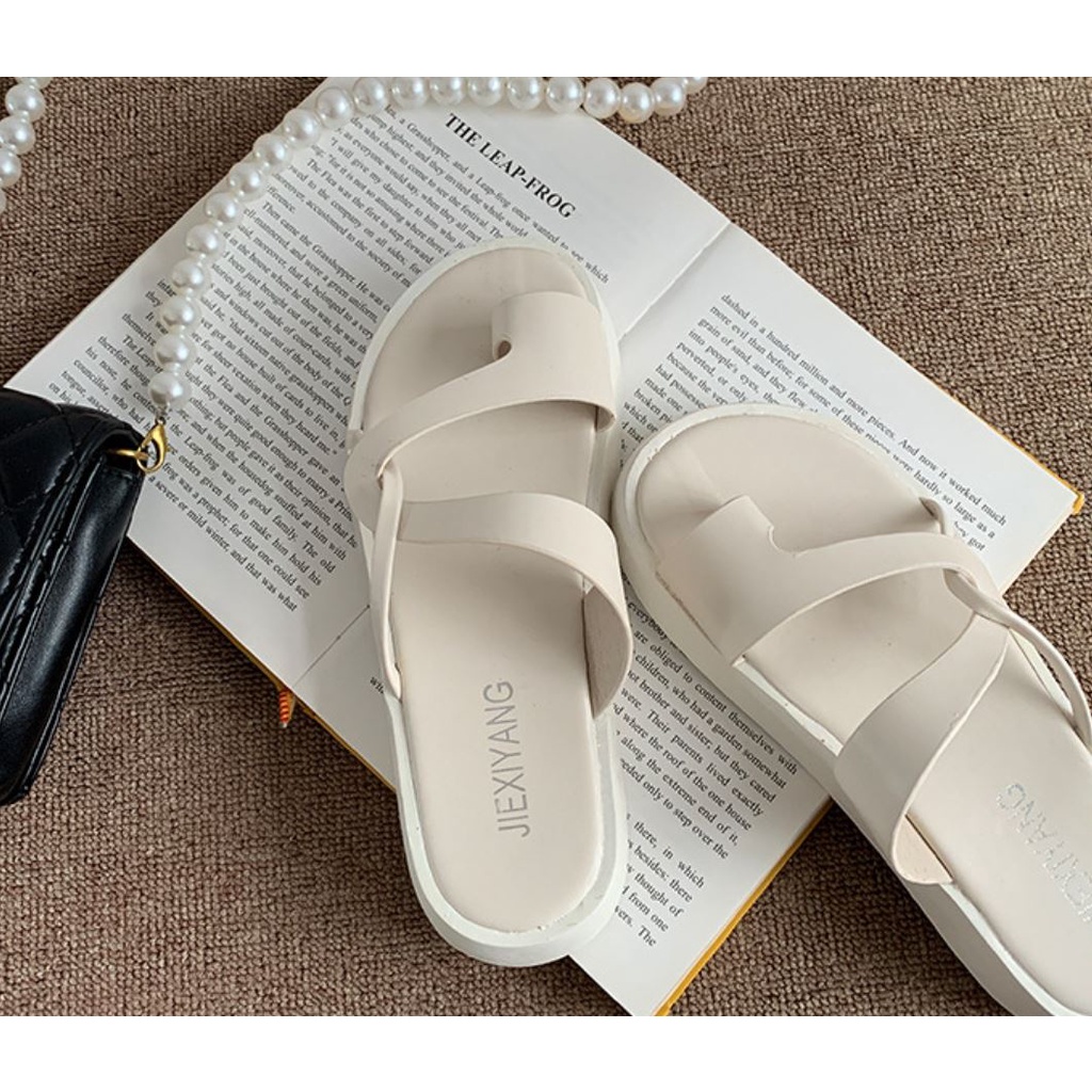 Dép sandal xỏ ngón đế bằng thời trang phong cách Ulzzang Hàn quốc cá tính cho nữ - Mã D07