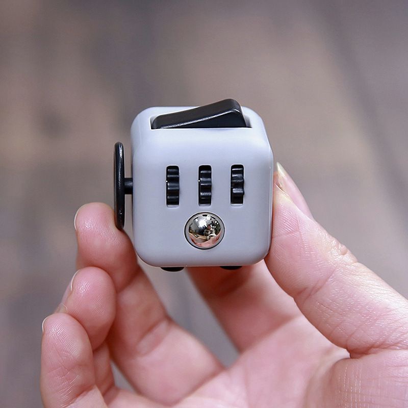 Fidget Cube - Xúc Sắc Rubic - Khối Lập Phương Thư Giãn Xả Stress, Tăng Tập Trung, Chống Bứt Rứt (Tặng kèm Bag Authentic)