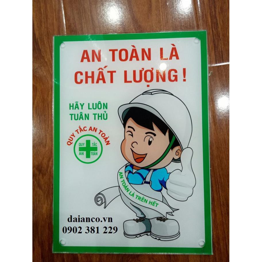Biển báo an toàn, biển báo nhà máy chất liệu mica kích thước 15cm x 20cm