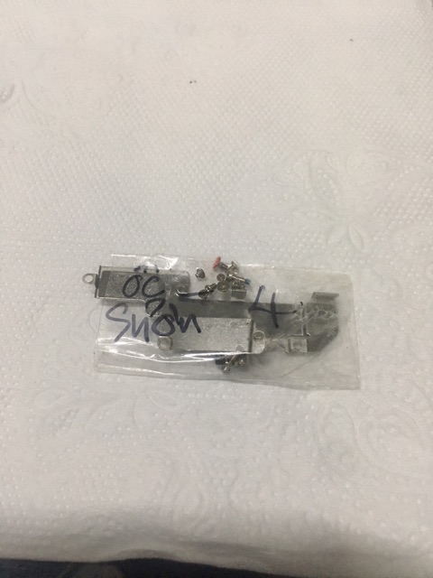 Ốc khung main iphone 4, 4s bóc máy