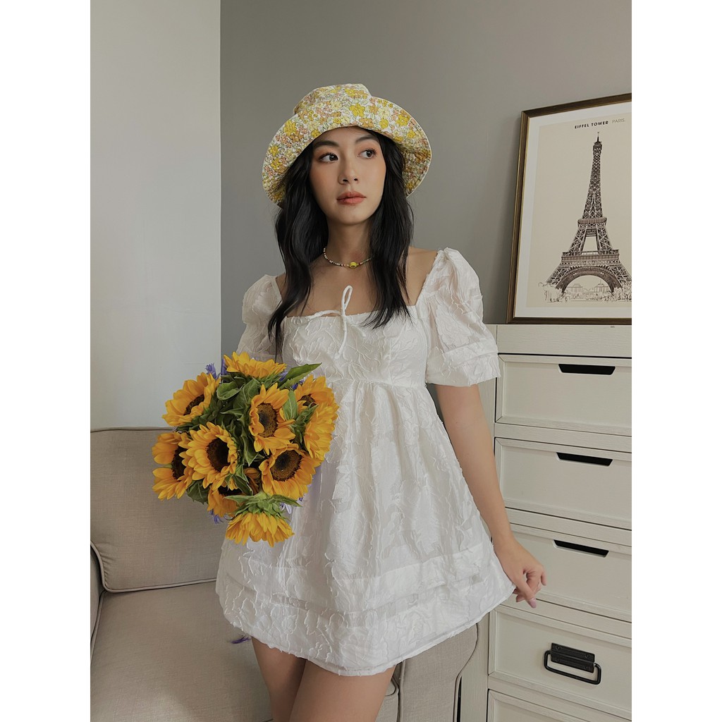 Đầm babydoll Shebyshj họa tiết hoa trắng - Maya Dress