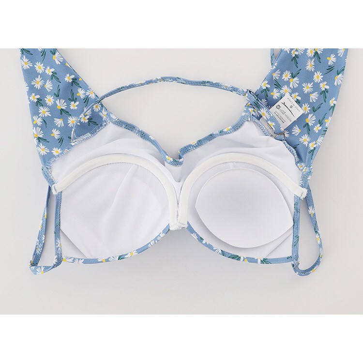 Bikini tắm biển hai mảnh xanh lam, họa tiết hoa cúc | BigBuy360 - bigbuy360.vn