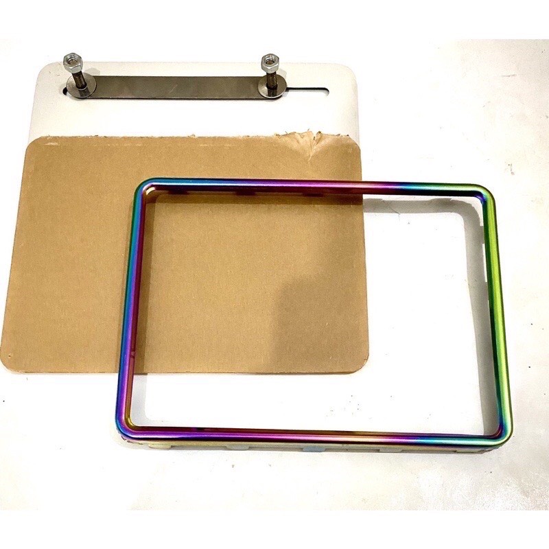 Bộ Khung Biển Số Mica + Ốp Viền Biển 7 Màu Titan Cực Đẹp &lt; Sỉ giá tốt&gt;