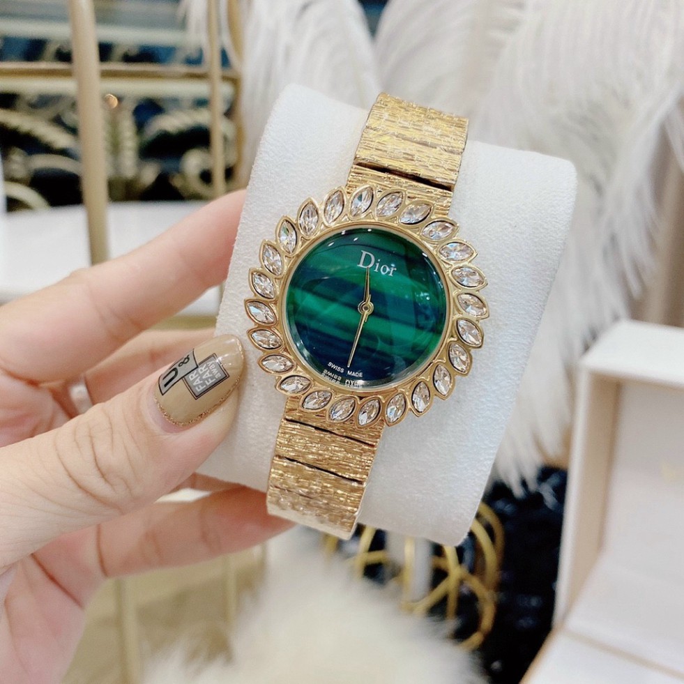 Đồng hô đeo tay thời trang, đồng hồ nữ đẹp cao cấp DIOR dây mành dáng lắc tay mặt kim loại đính đá