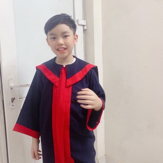 Áo cử nhân mầm non