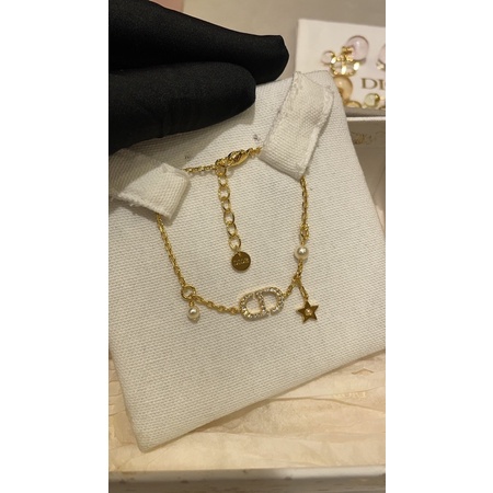 Vòng đeo tay mẫu mới của Dior CD Petit Pearl Star Bracelet 2022 cao cấp lắc tay nữ siêu xinh