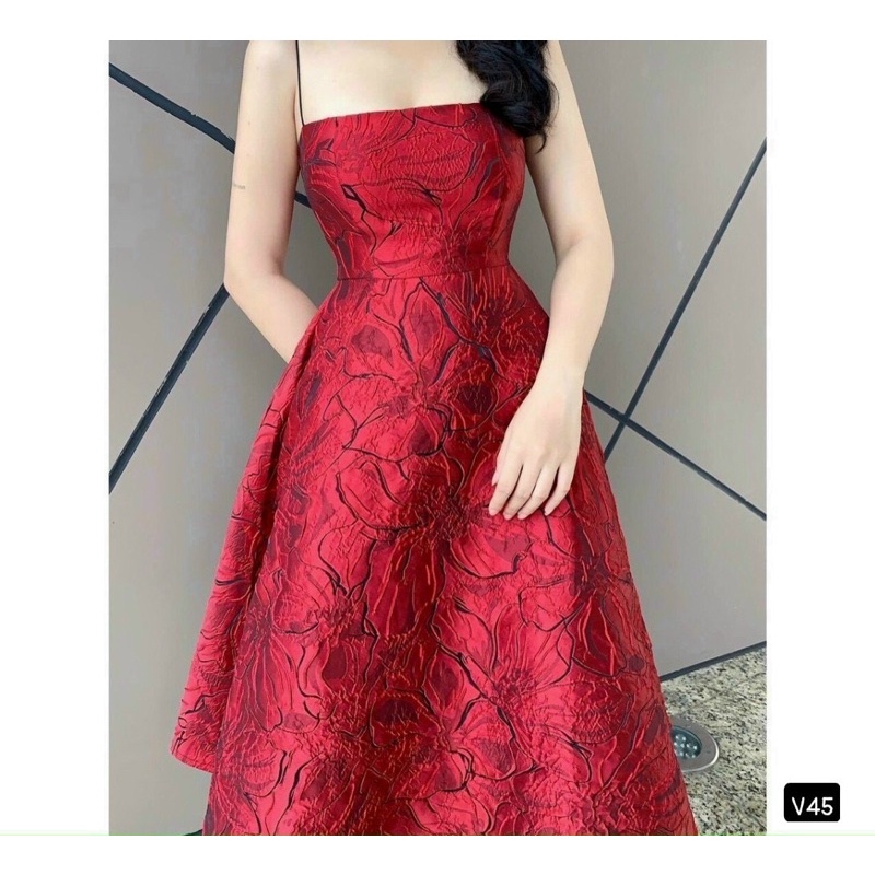 Đầm gấm đỏ cao cấp diện tết