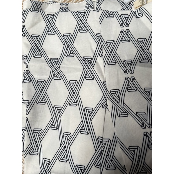 CHÂN VÁY LỤA XECOP