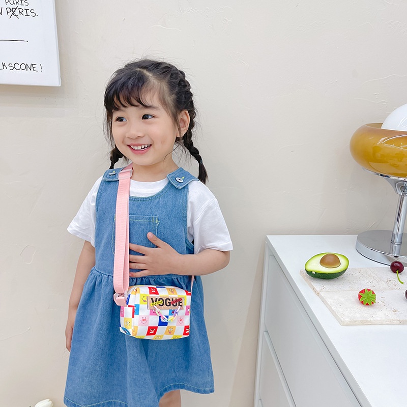 Túi Đeo Chéo Vai Họa Tiết Caro Dễ Thương Thời Trang Cho Bé Gái