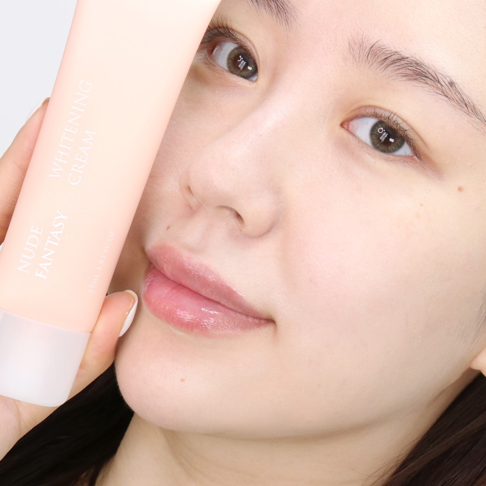 Kem dưỡng trắng nâng tông da Chica Y Chico Nude Fantasy Whitening Cream 55ml
