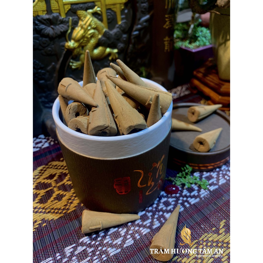 NHANG NỤ TRẦM HƯƠNG CAO CẤP - 100% Trầm Hương Tự Nhiên - Hộp 40 nụ | BigBuy360 - bigbuy360.vn
